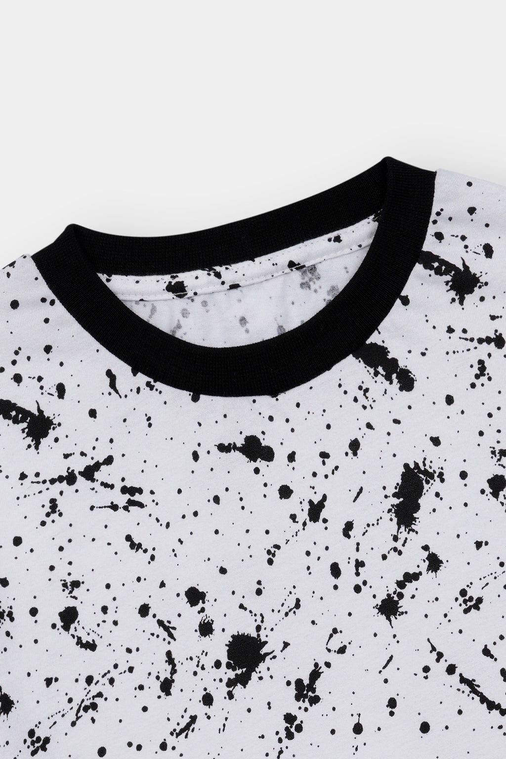 Women' White & Black Splatter Print T-Shirt – Contrast Neck & Sleeves
