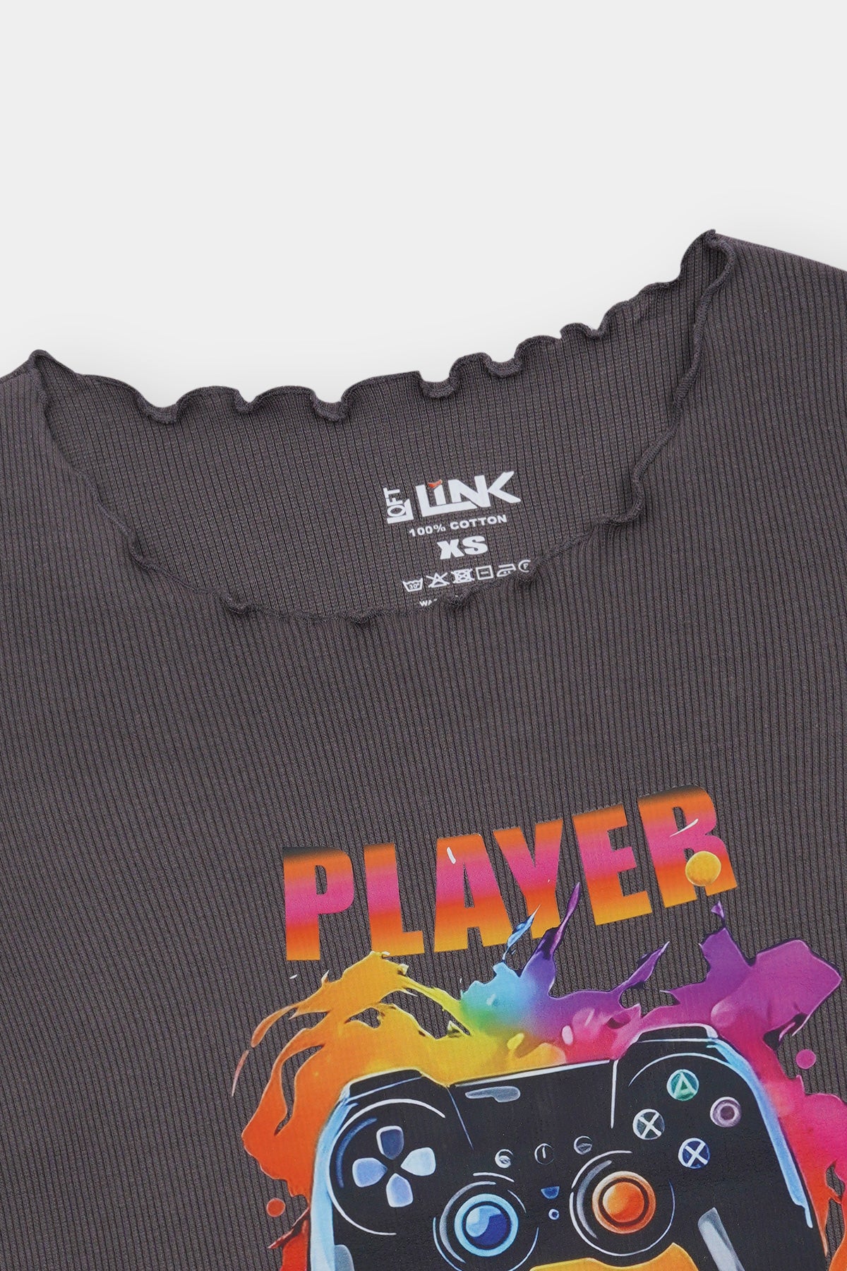 Women Charcoal Frill-Edge Gamer Tee – “Player” Print with Neon Controller Graphic