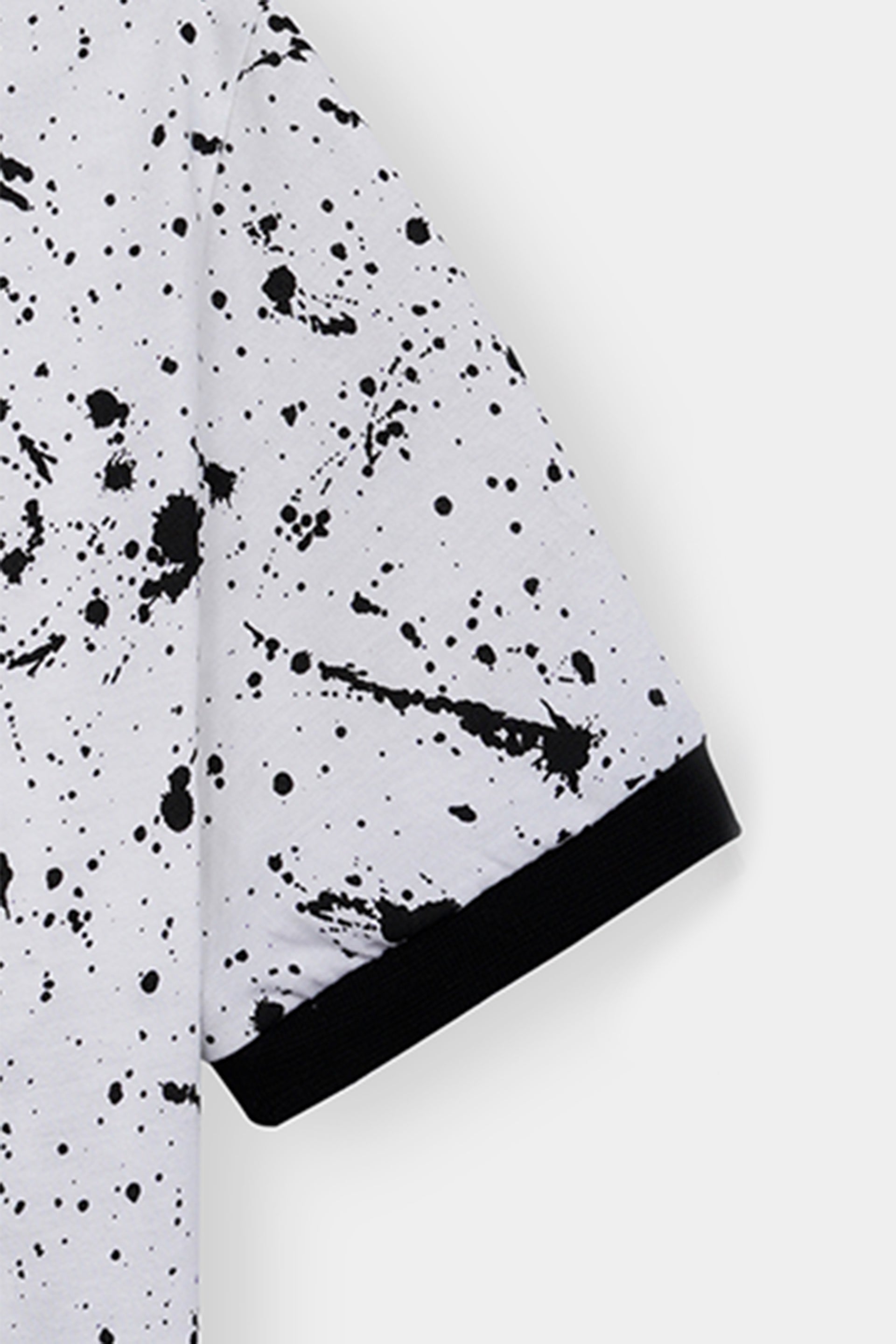 Women' White & Black Splatter Print T-Shirt – Contrast Neck & Sleeves