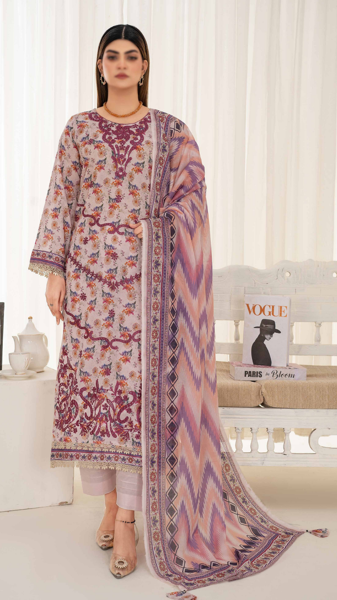 3 PC Embroided Lawn - LLS - 6