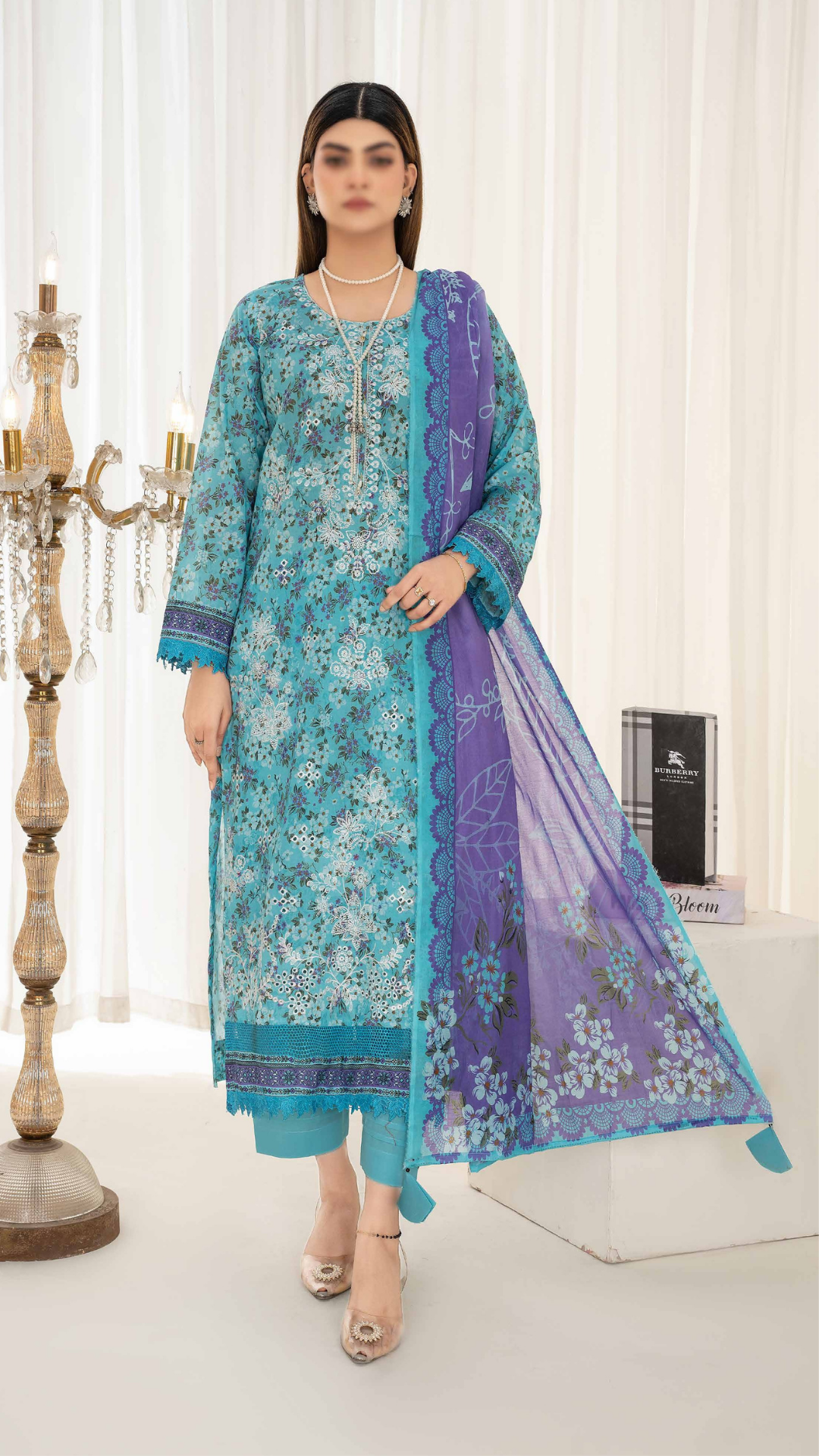 3 PC Embroided Lawn - LLS - 1