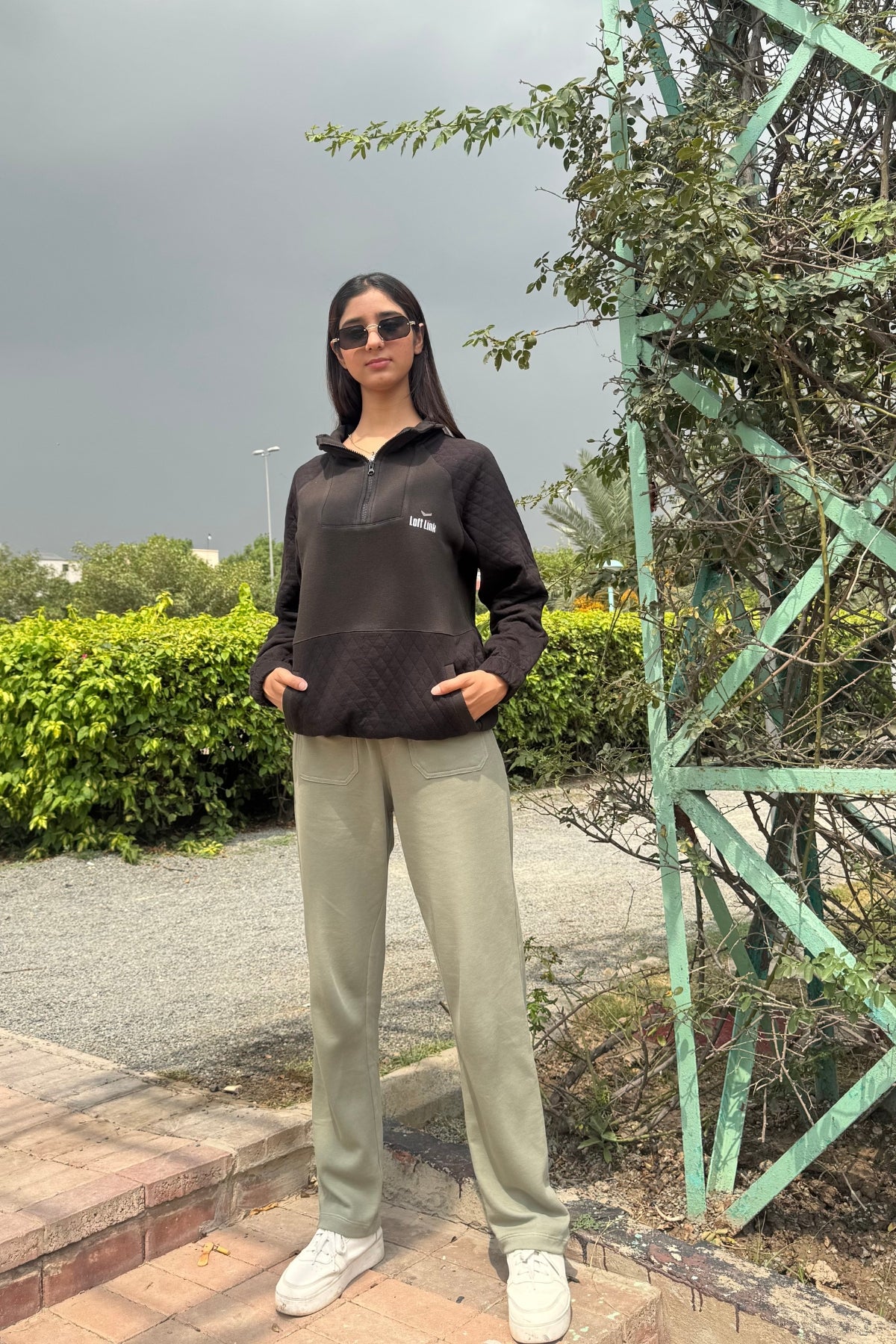 Half-Zipper and Black Panel Design & Green Color and Regular Fit Trouser