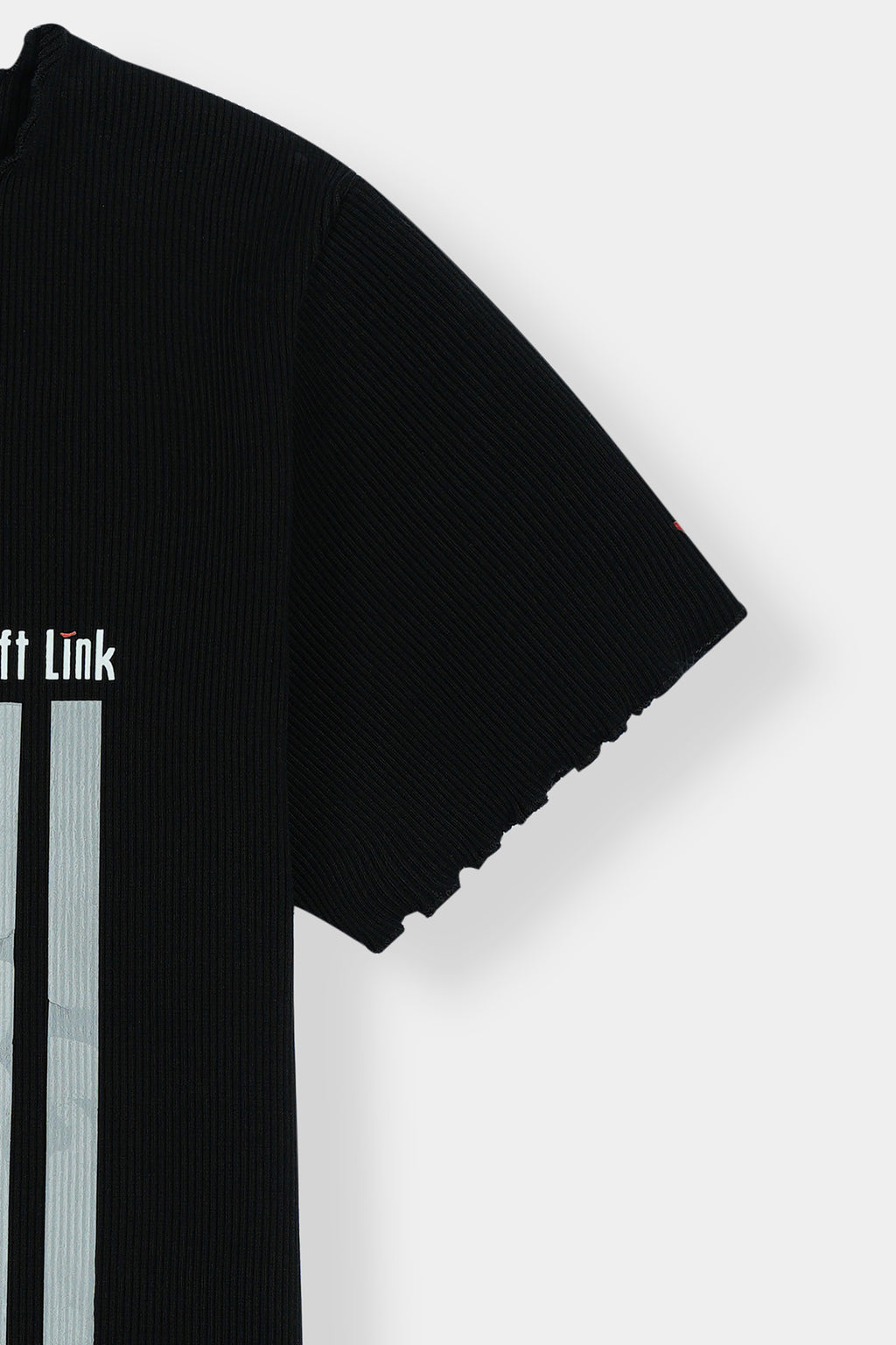 Women' Black Ribbed Tee – Minimalist Loft Link Double Stripe Design