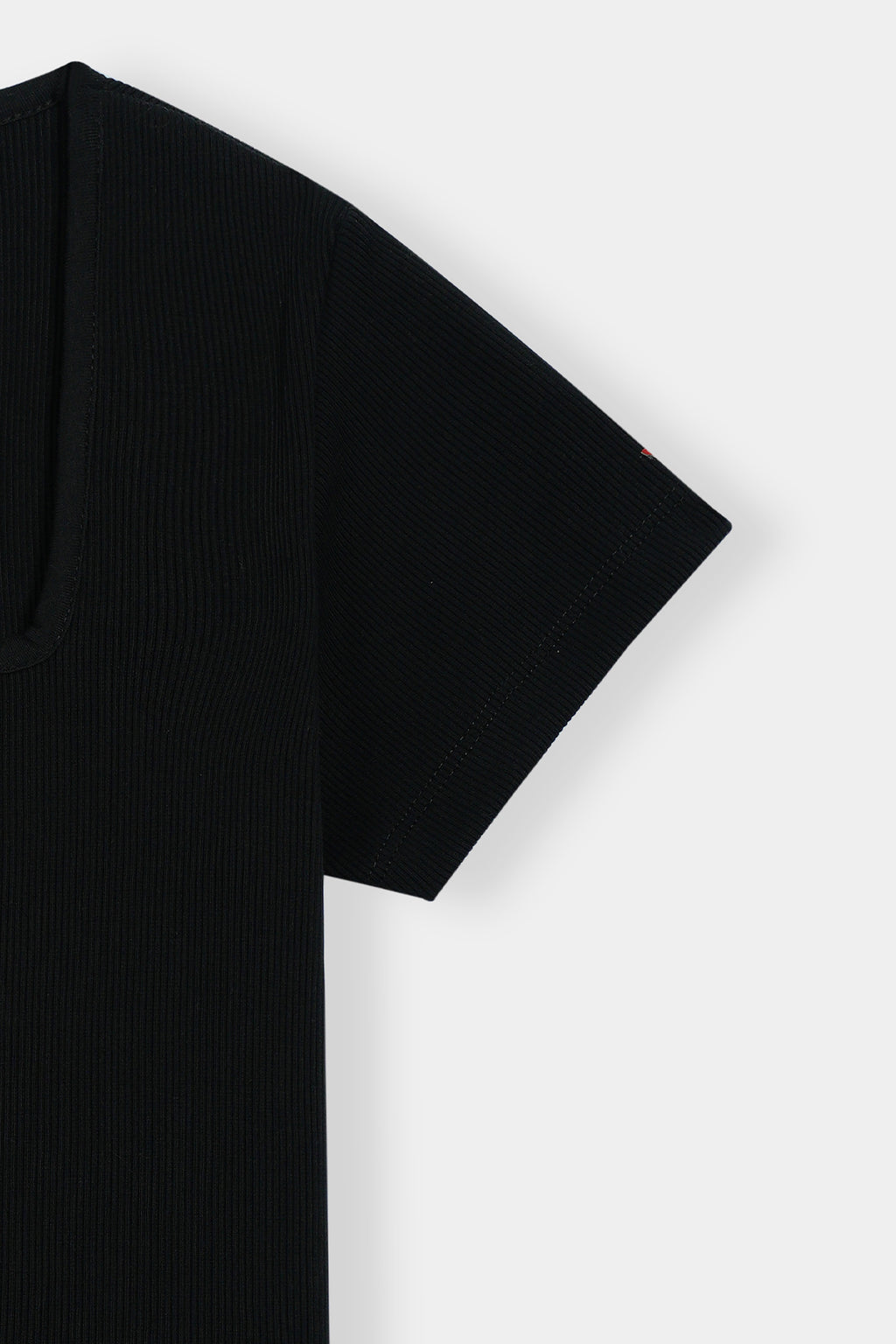 Women’s Black Square Neck Rib Tee – Loft Link Minimal Logo Design
