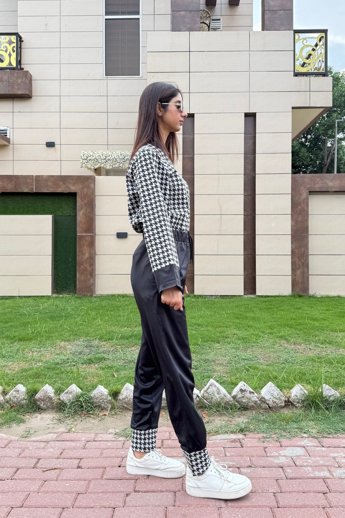 Ladies' Long-Sleeve V-Neck Top & Long Trousers