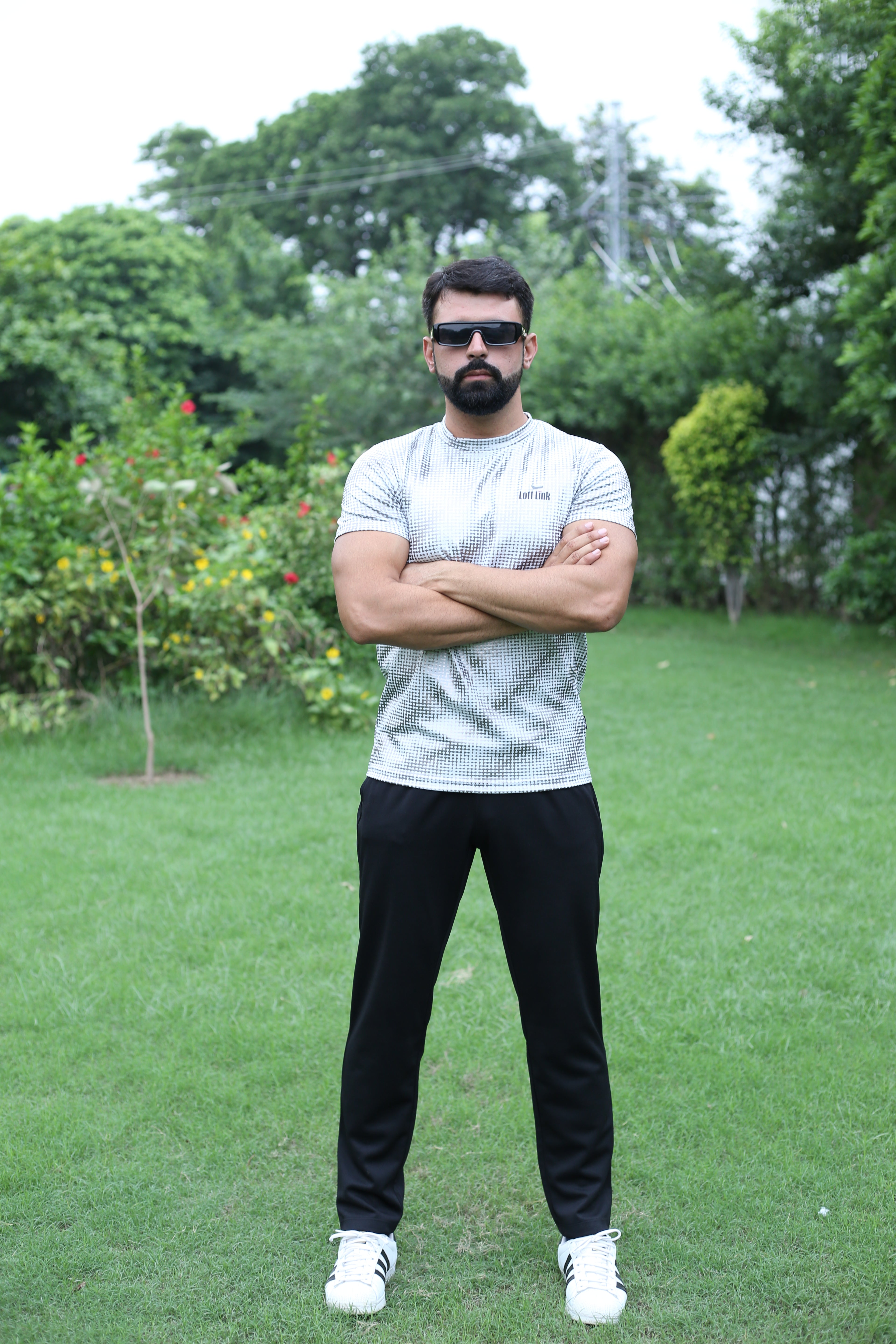 Men’s Slim-Fit Digital Grid Pattern T-Shirt – White & Black