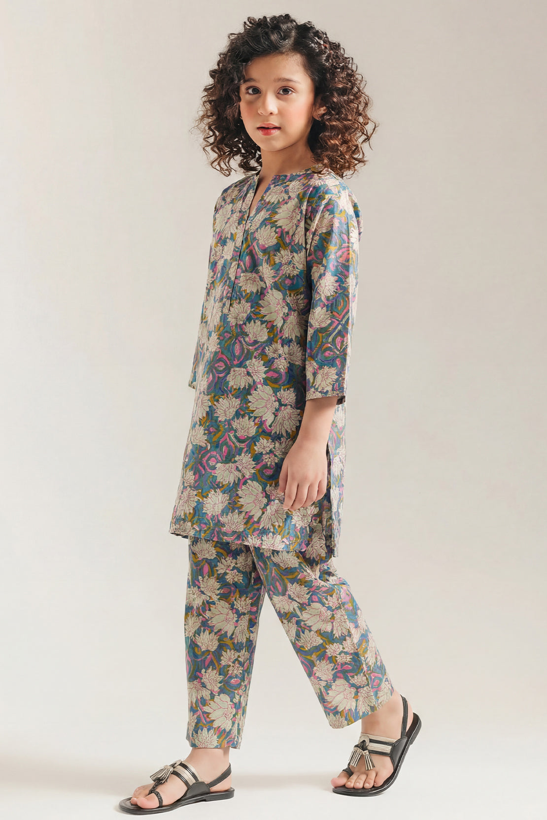 Printed Lawn Stitched 2 Piece (Shirt/Trouser) For Kids