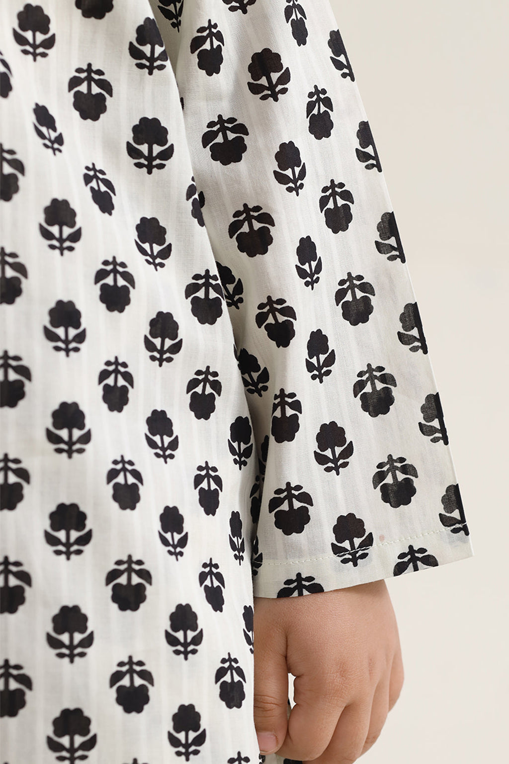 Printed Lawn Stitched 2 Piece (Shirt/Trouser) For Kids